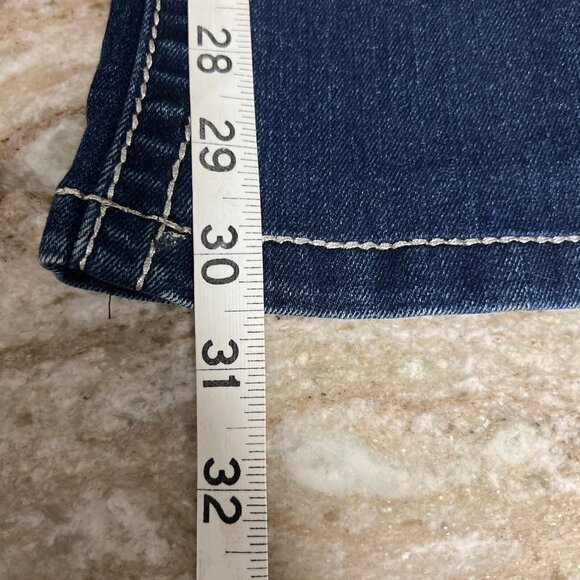 Miss Me Jeans Women’s Size 28 Wing Cross Embellished Medium Wash Bootcut Denim - Picture 10 of 10